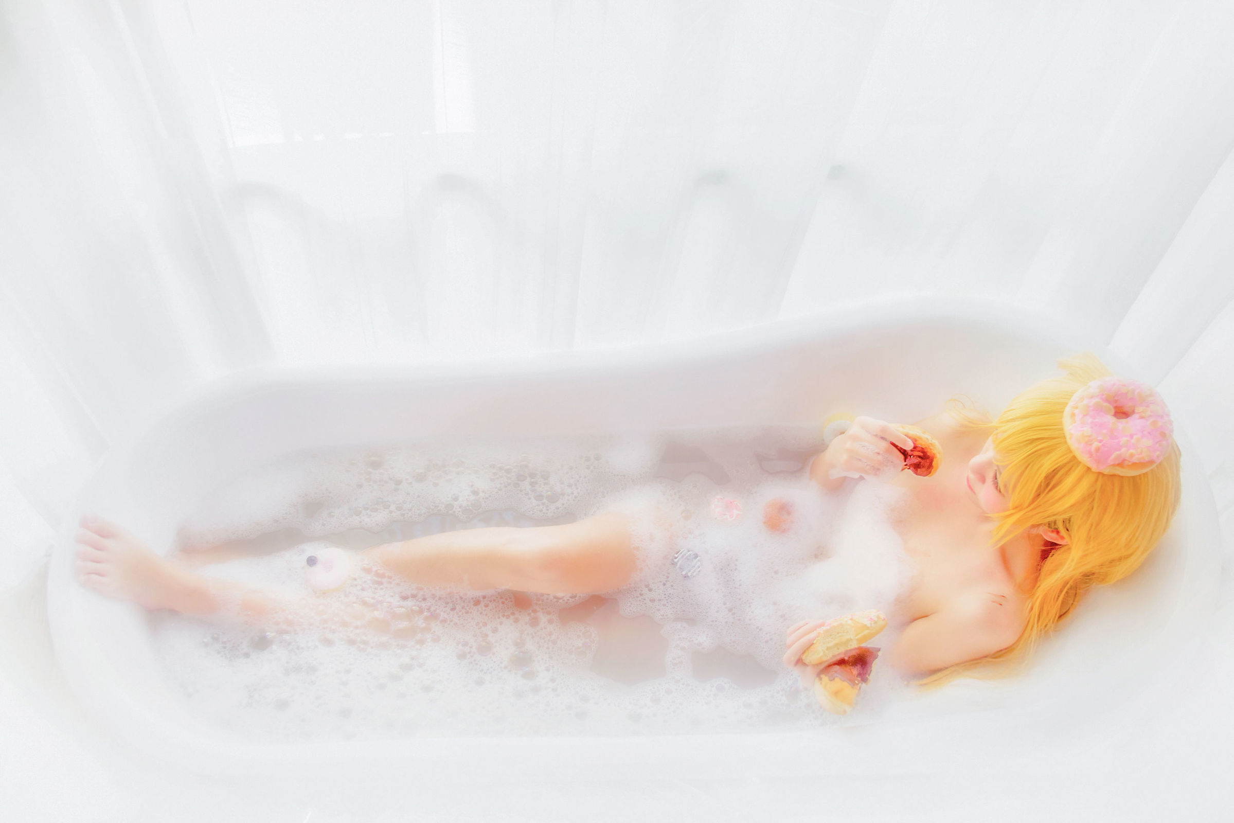 [网红COSER] 桜桃喵 - 小忍浴缸 COS写真套图4 