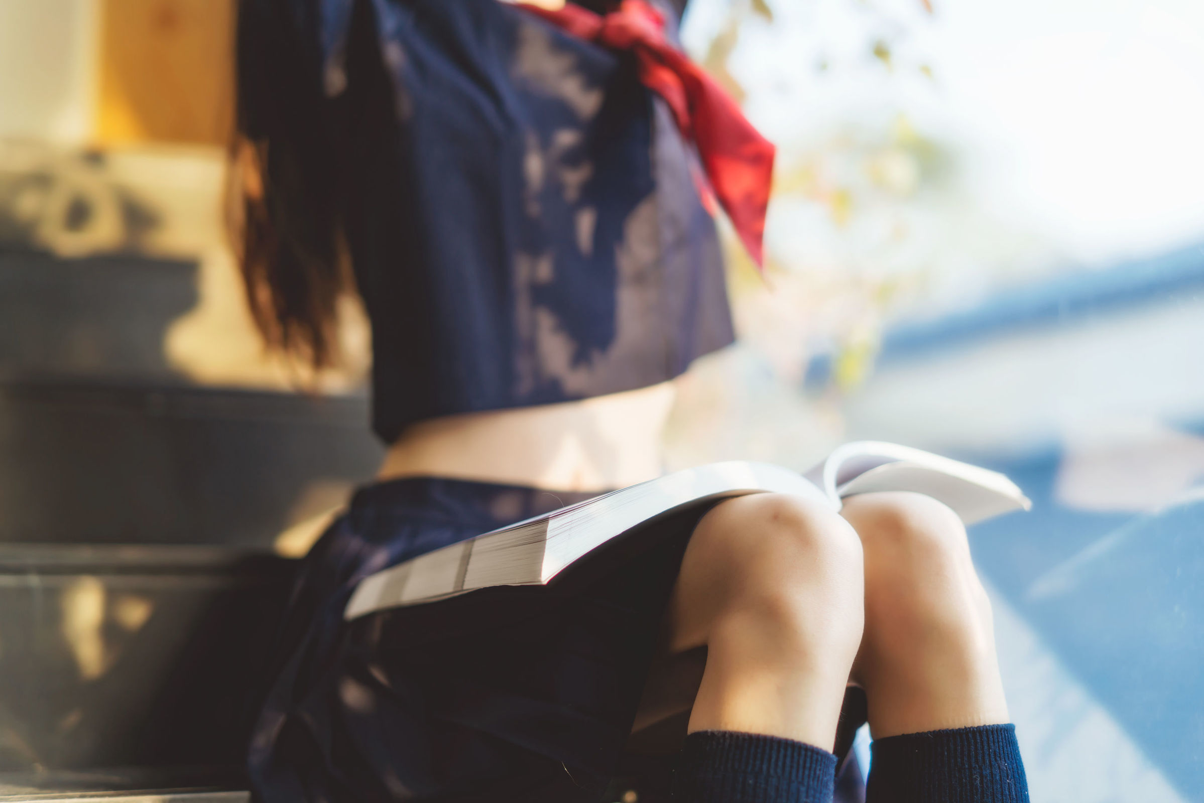 [网红COSER] 桜桃喵 - (小少女)黑色水手服COS系列  写真套图4 