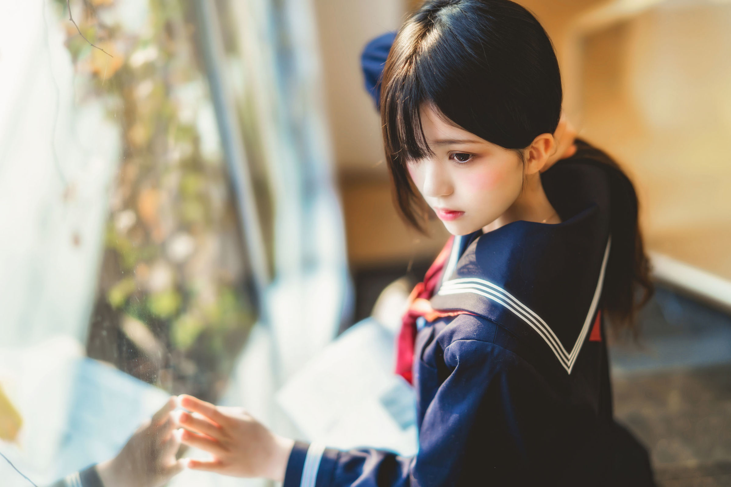 [网红COSER] 桜桃喵 - (小少女)黑色水手服COS系列  写真套图3 