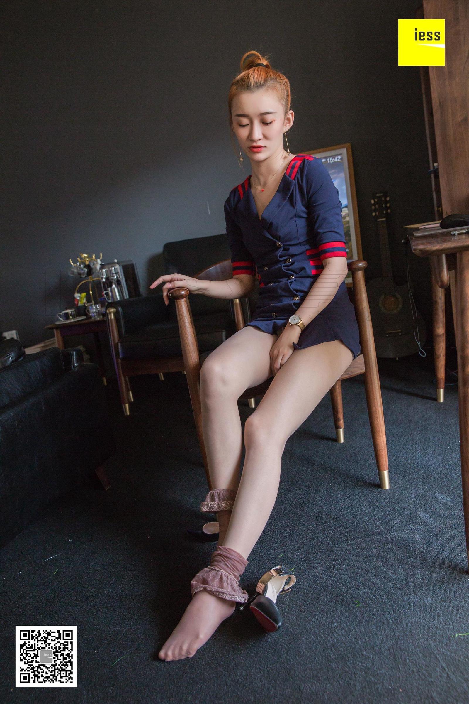 taotuhome[IESS异思趣向] 模特 秋秋 《秋姐的双层袜子》丝足美腿写真第67张