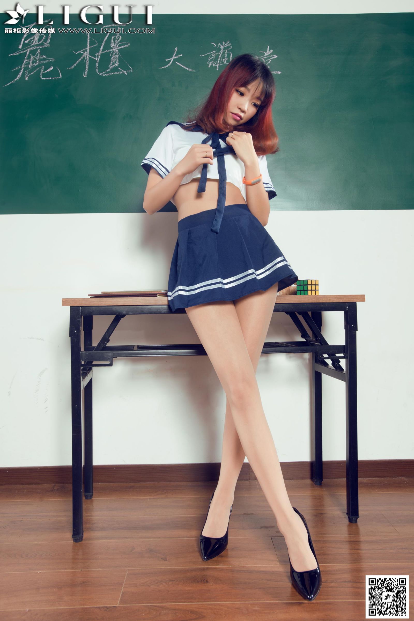 [Ligui丽柜] Liya - 教室里的水手服学生妹[79P]