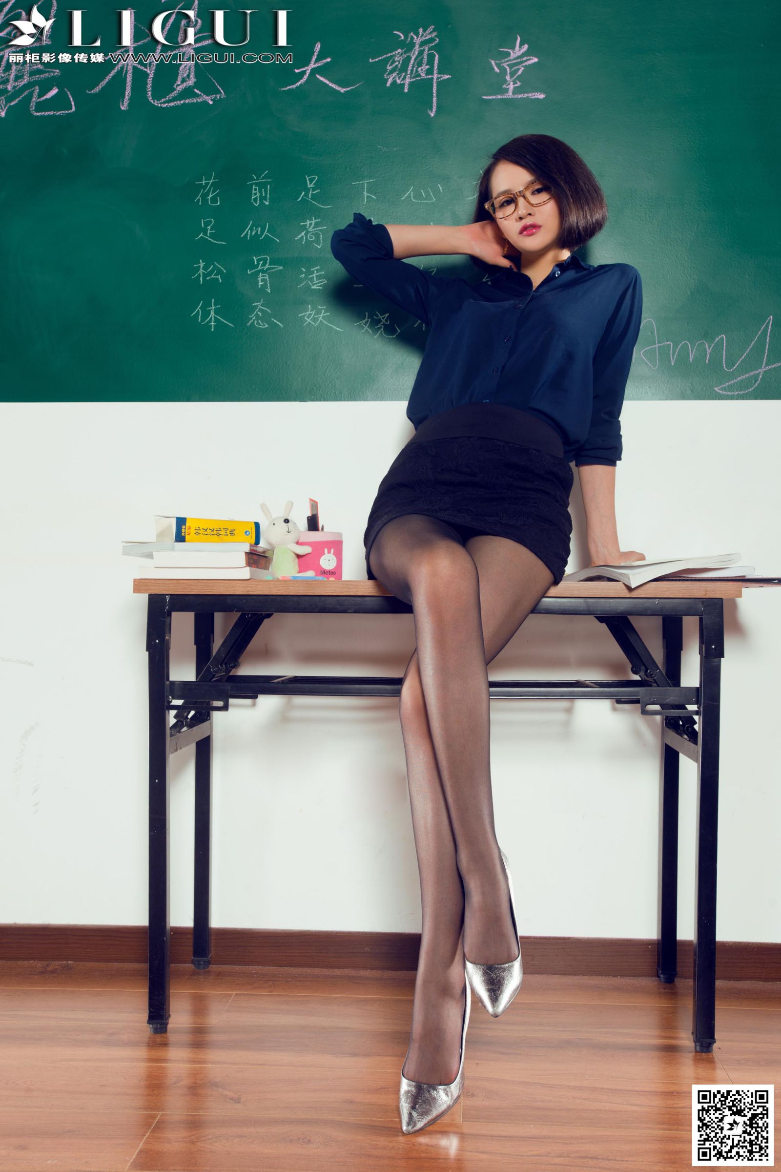 [Ligui丽柜] AMY - 教室里的黑丝女教师[59P]