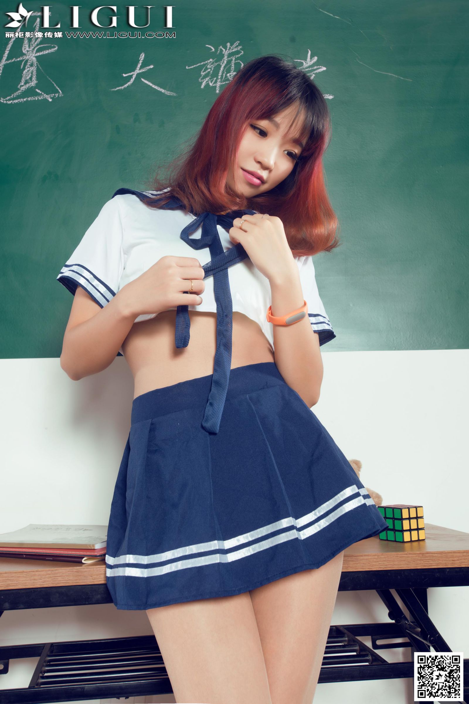 [Ligui丽柜] Liya - 教室里的水手服学生妹[79P]