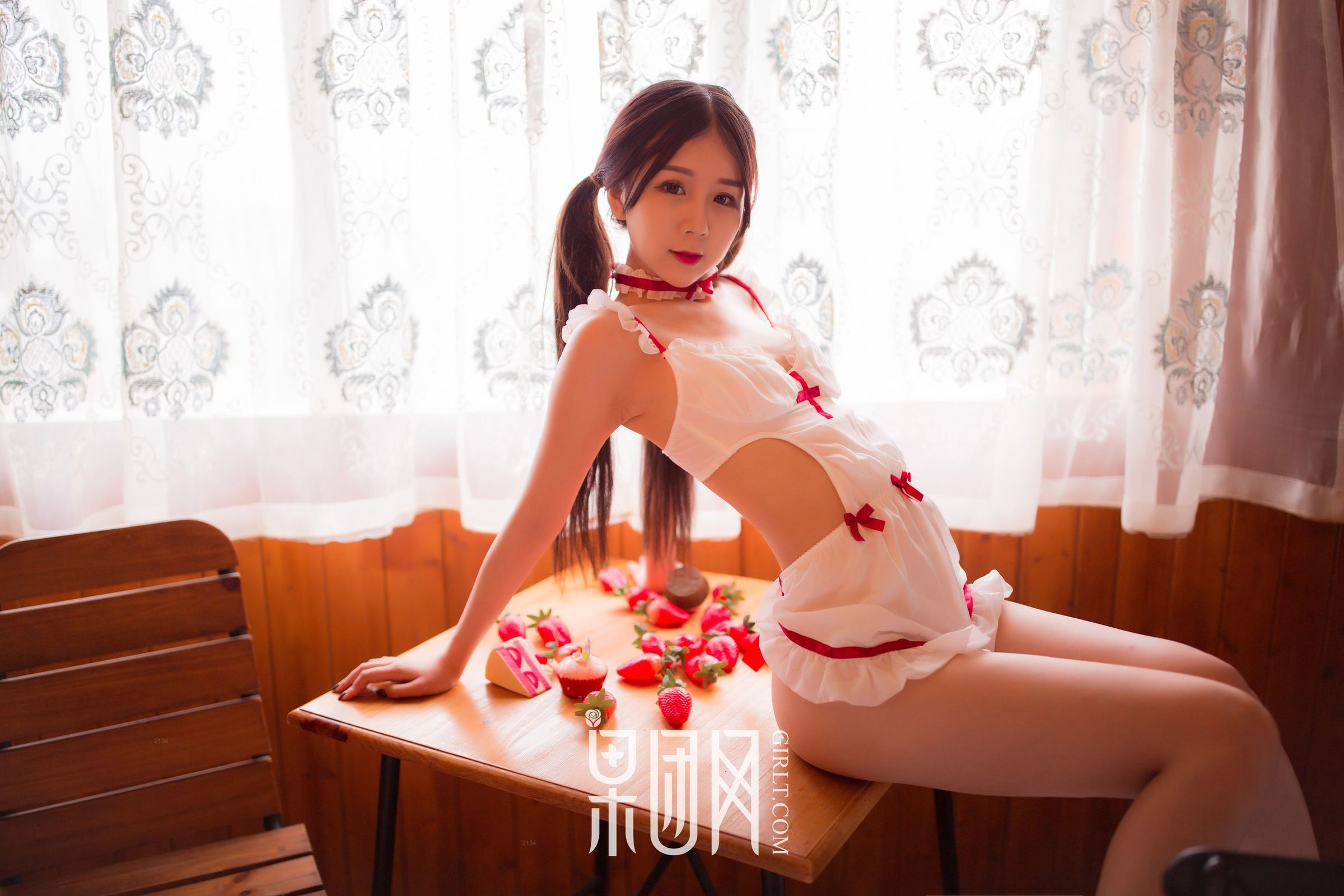 taotuhome[Girlt果团]熊川纪信 No.024 草莓女孩鲜嫩多汁!第18张