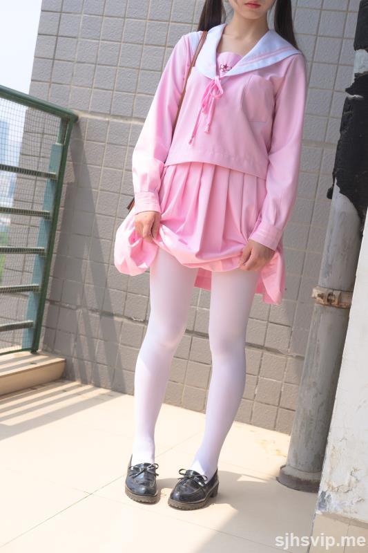 taotuhome[森萝财团] X-026 JK粉色校服白丝 萝莉丝袜写真套图第96张