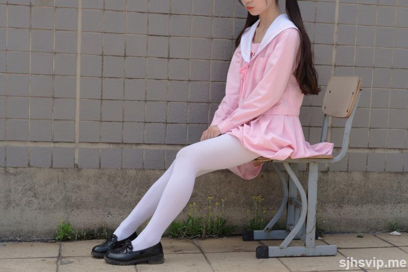 taotuhome[森萝财团] X-026 JK粉色校服白丝 萝莉丝袜写真套图第61张