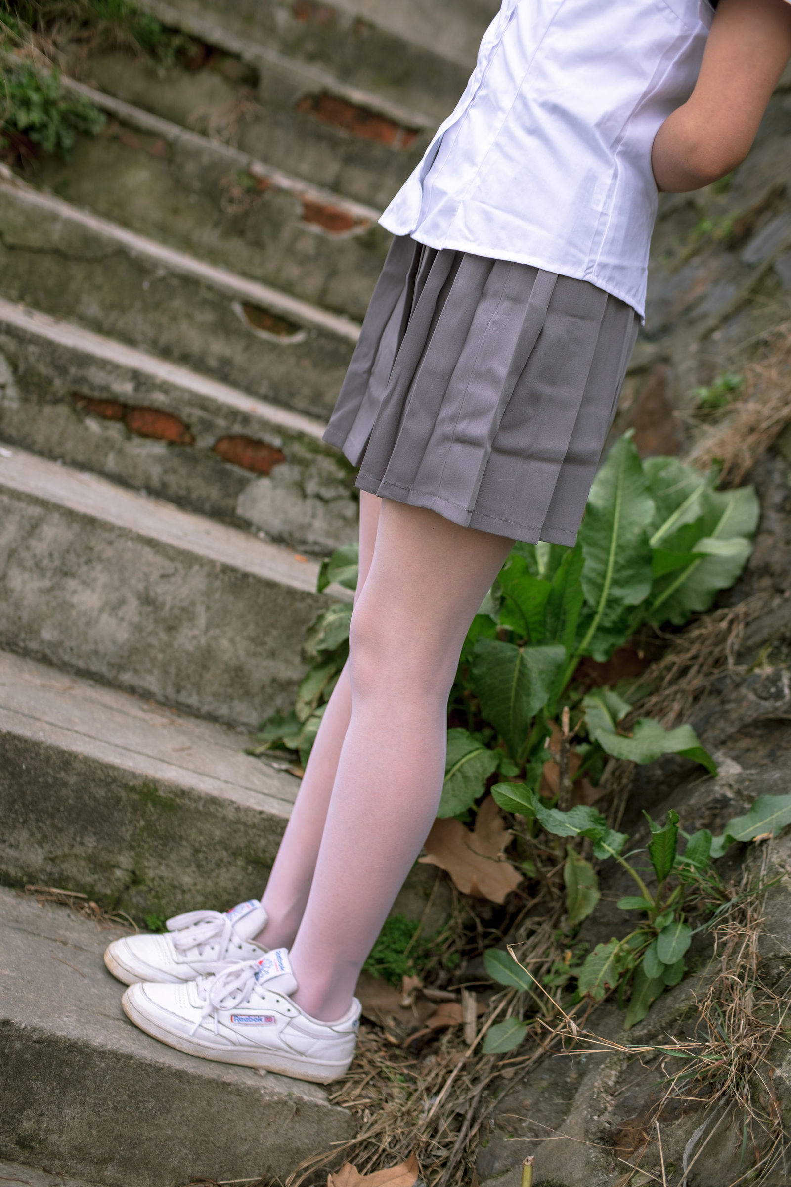 [森萝财团] BETA-014 学生妹的外拍 萝莉丝袜写真套图[85P]