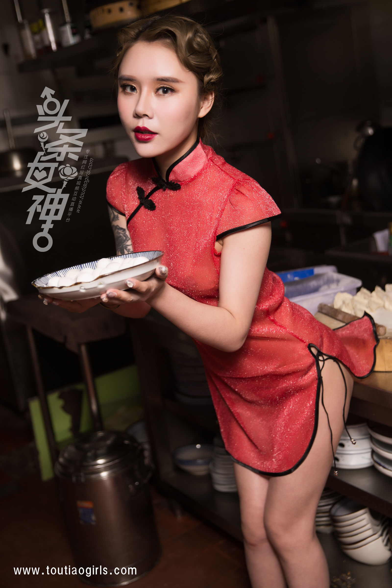 taotuhome[TouTiao头条女神]  爱丽莎 - 爱吃饺子 写真套图第13张