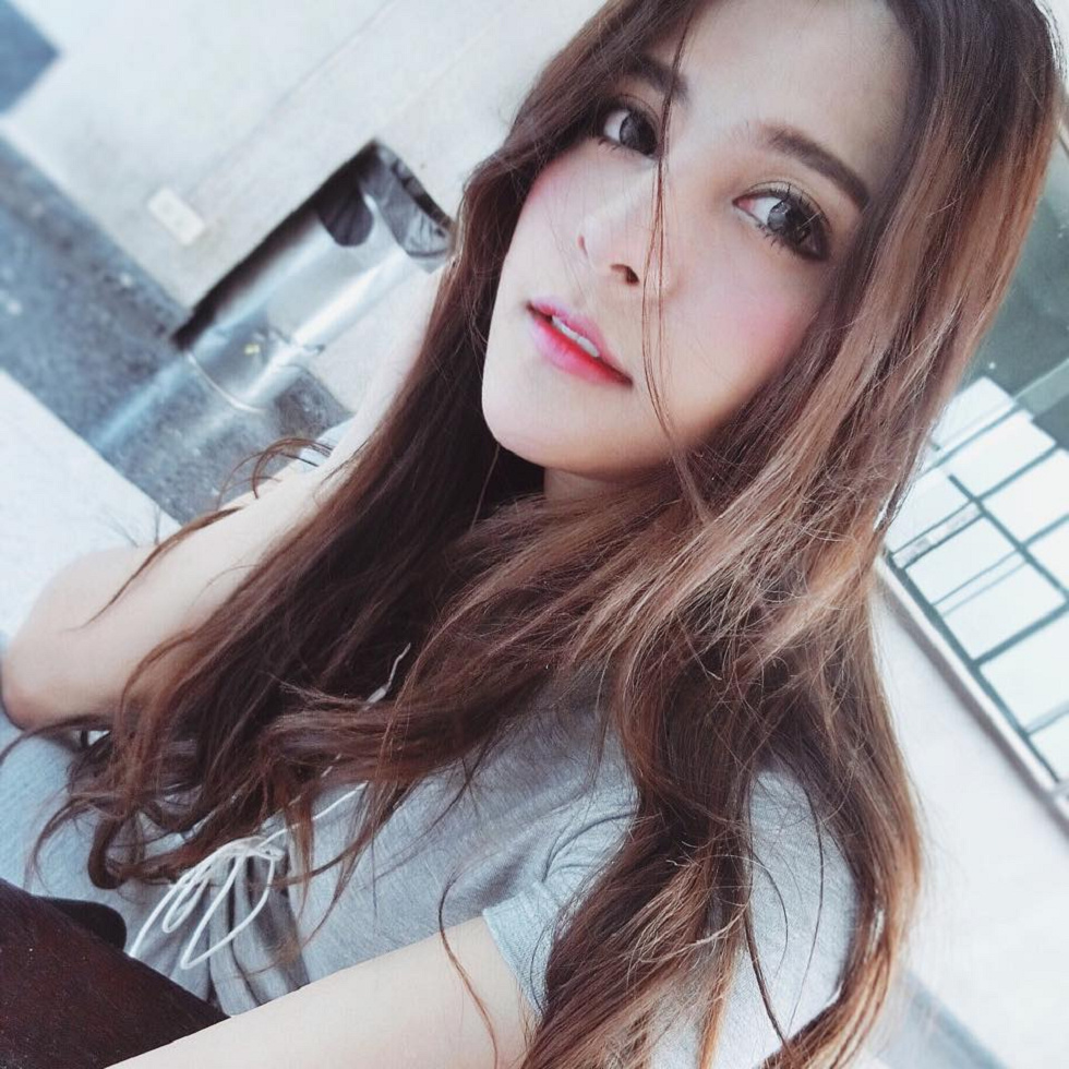泰国混血美女Kingkaew Karnthiang颜值逆天性感迷人写真41P