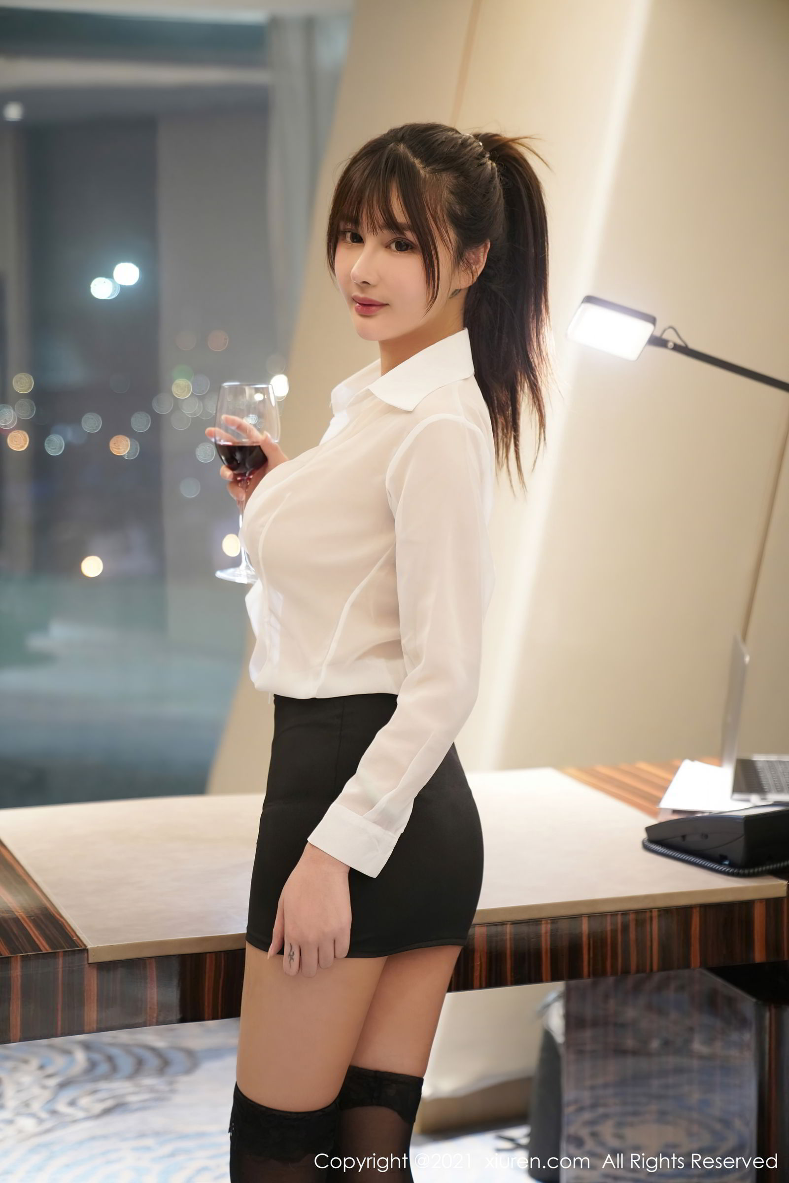 [XiuRen秀人网]-No.3164-萌奈子-